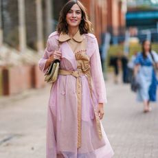 alexa-chung-affordable-outfit-ideas-282913-1570203245921-square