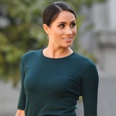 meghan-markle-strathberry-282925-1570226956033-square