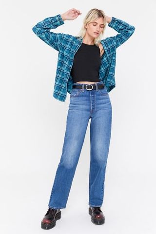 Levi's + Ribcage High-Waisted Straight Leg Jean 
 Charleston Vintage