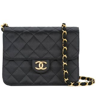 Chanel + Pre-Owned Quilted Chain Shoulder Bag