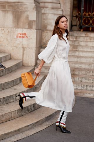 best-autumn-white-dresses-282993-1570626170220-image