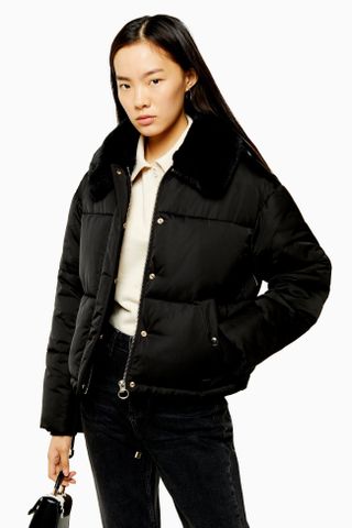 Topshop + Black Padded Puffer Jacket With Faux Fur Collar