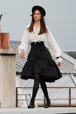 chanel-2019-runway-celebrity-street-style-283032-1570736329070-main