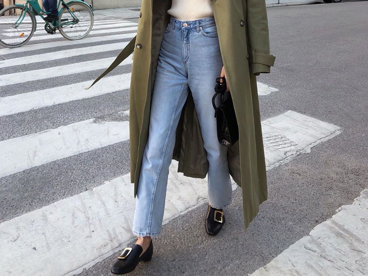 11 Chic Ways to Wear Jeans With Flats | Who What Wear