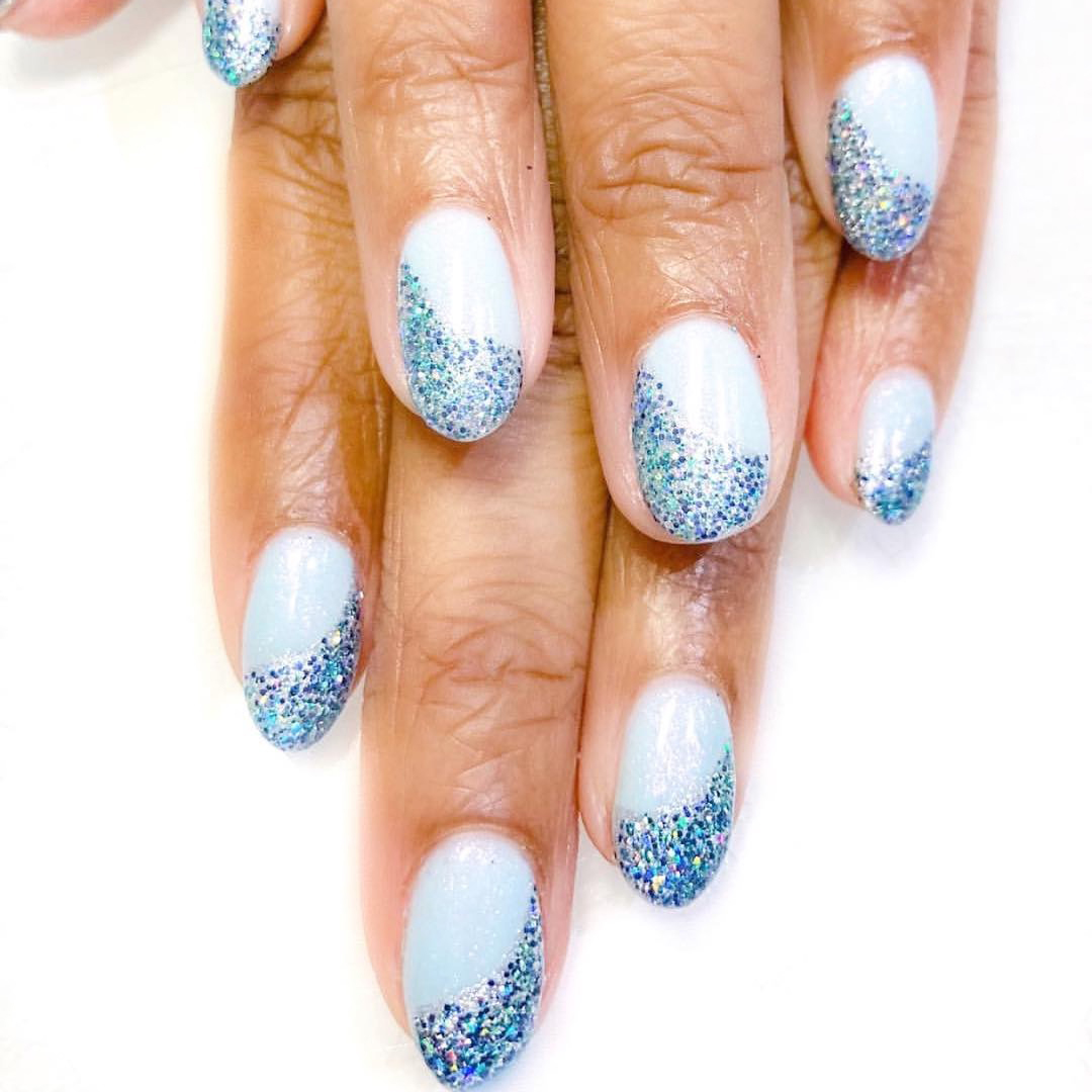 The 10 Best Winter Nail Trends 2022 - Winter Nail Art to Try