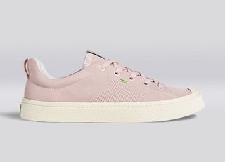 Cariuma + IBI Low Rose Knit Sneaker