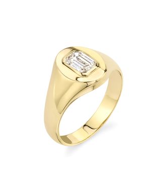 Vrai + The Emerald Signet Ring