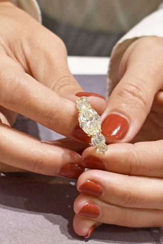 diamond-ring-expert-advice-283562-1572965427772-main