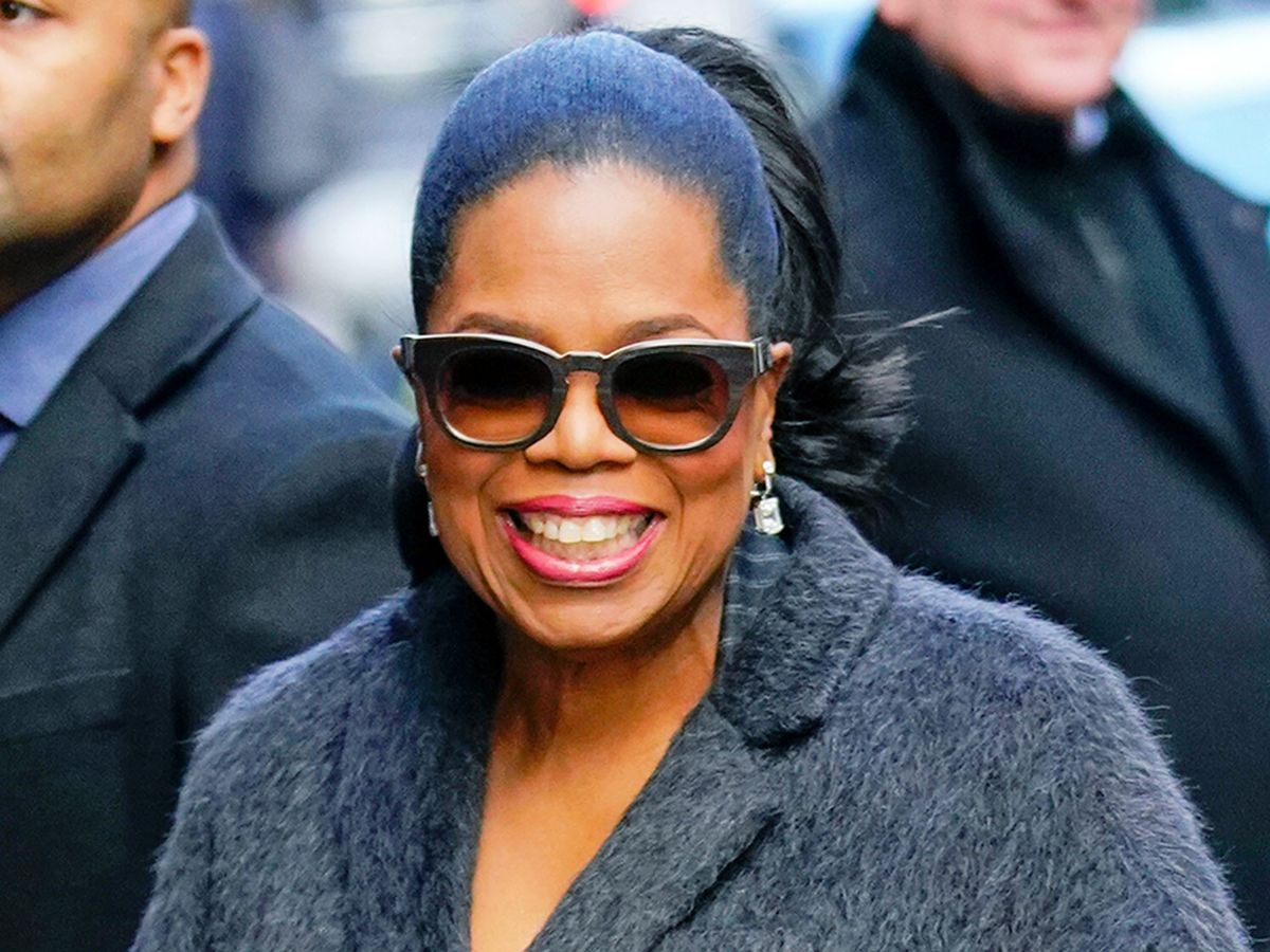 Oprah's Favorite Things Include Chic Sneakers and Leggings Who What Wear