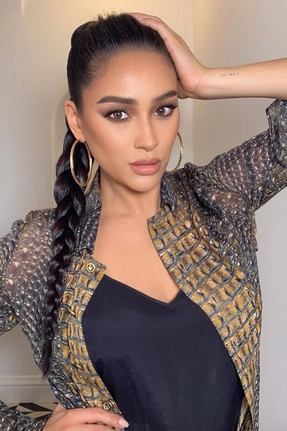  17 Dainty Tattoo Ideas From Your Fav Celebs | Who What Wear
