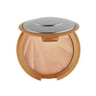 Becca Cosmetics + Shimmering Skin Perfector Pressed Highlighter in Champagne Pop