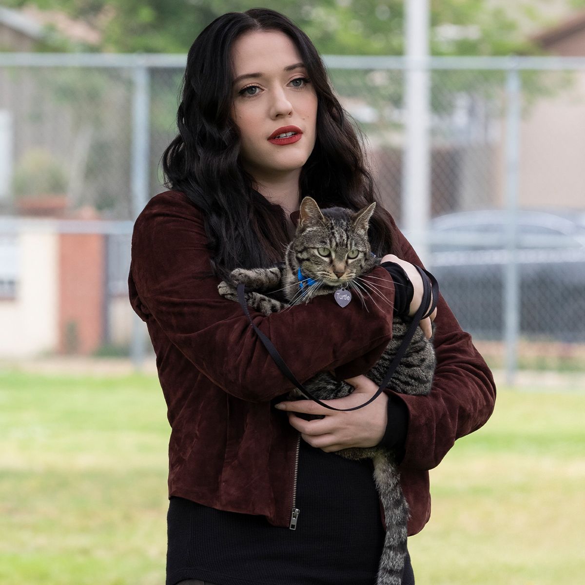 Kat Dennings Talks Her New Hulu Show, Dollface Who What Wear