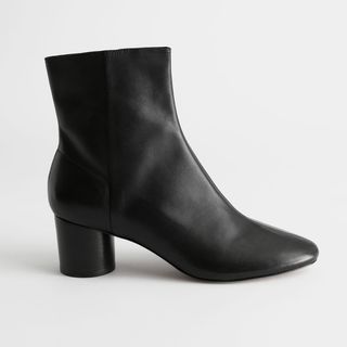 & Other Stories + Leather Round Ankle Boots