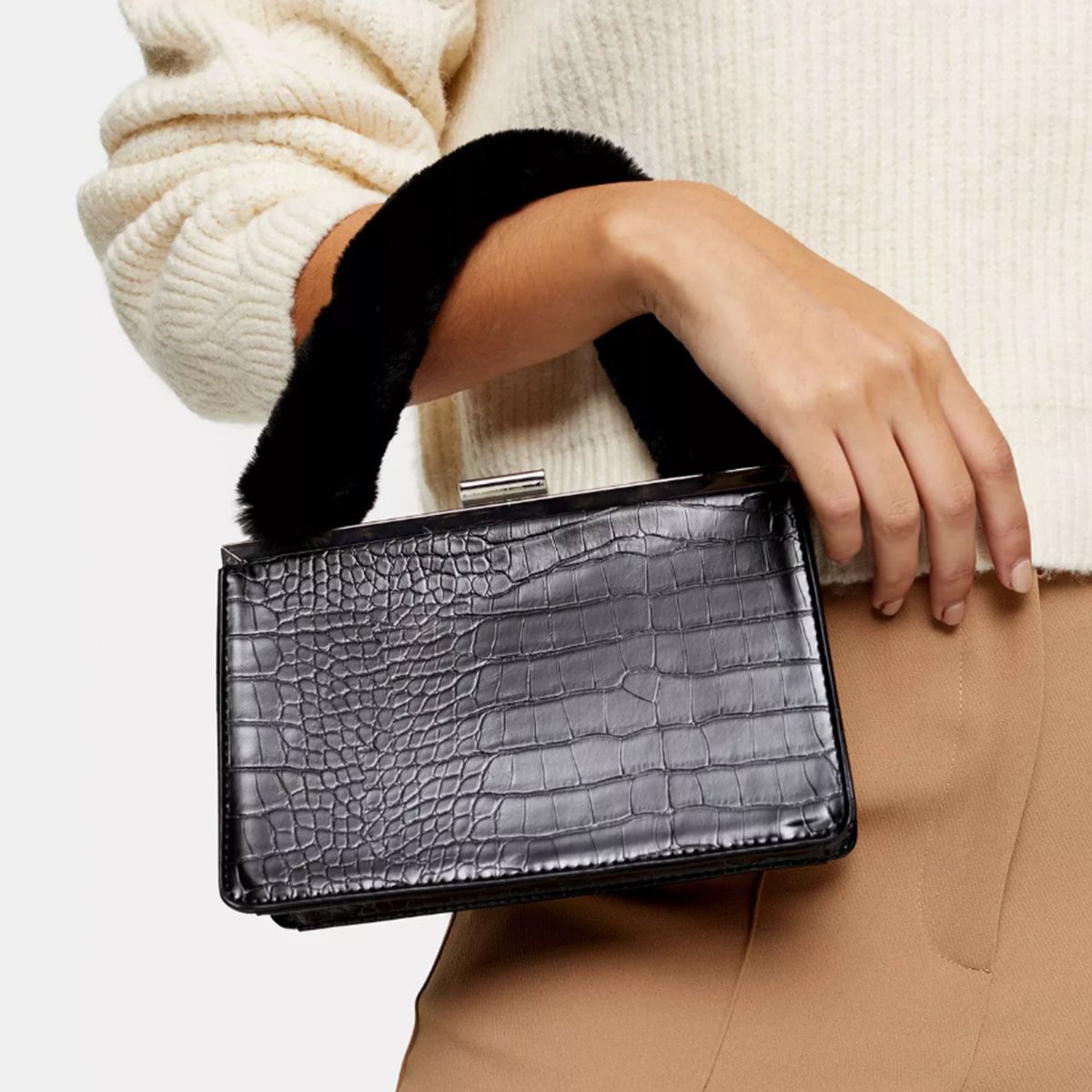 The 8 Best Stores for Cheap, Chic Accessories Who What Wear