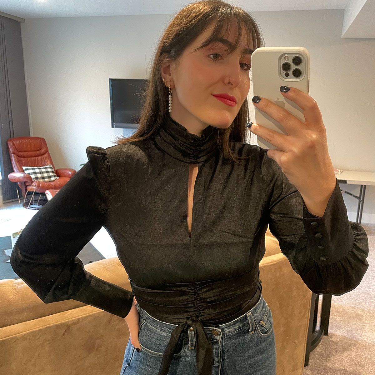 black statement top