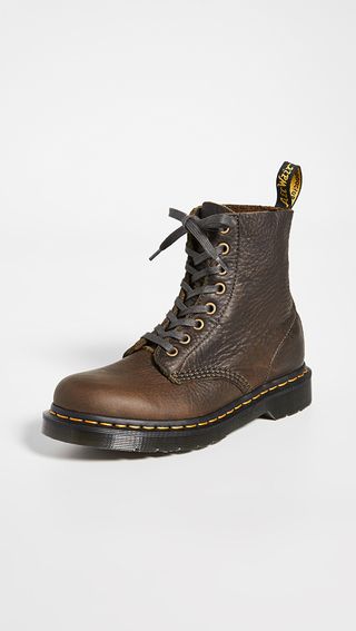 Dr. Martens + 1460 Pascal 8 Eye Boots