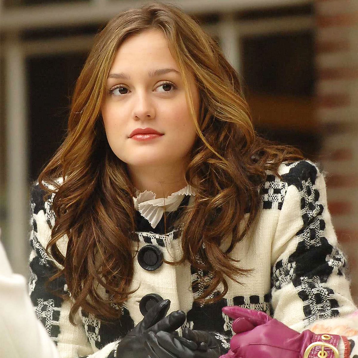 Whether You're Blair Or Serena, You Need To Steal These Gossip Girl  Winter Outfit Ideas