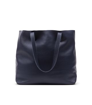 Cuyana + Classic Leather Tote in Navy