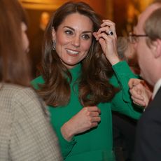 kate-middleton-christmas-outfits-284163-1575458871535-square