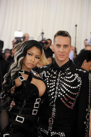 nicki-minaj-style-284240-1575671800498-main