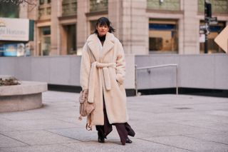 winter-coats-for-women-284299-1575988173004-main