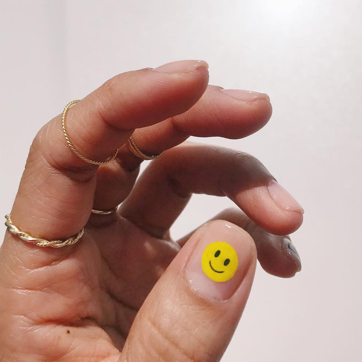 My Acrylic-Damaged Nails Looked Terrible Until I Tried These 15 Solutions