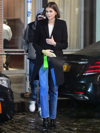 celebrity-coat-and-boot-outfits-284374-1576166487225-image