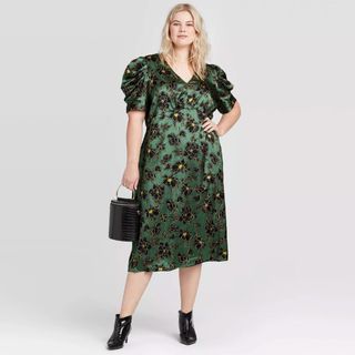Who What Wear x Target + Shirred Short Sleeve V-Neck A Line Midi Dress
