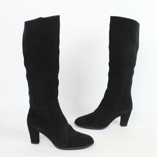 Scarlett Fury + '70s Black Suede Vintage Boots