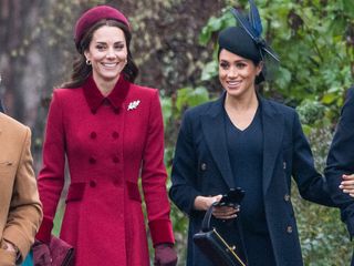 meghan-markle-kate-middleton-holiday-outfits-284575-1576719861761-main