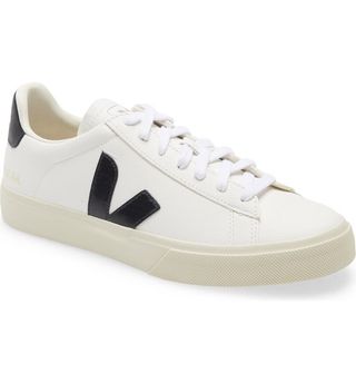 Veja + Campo Sneaker