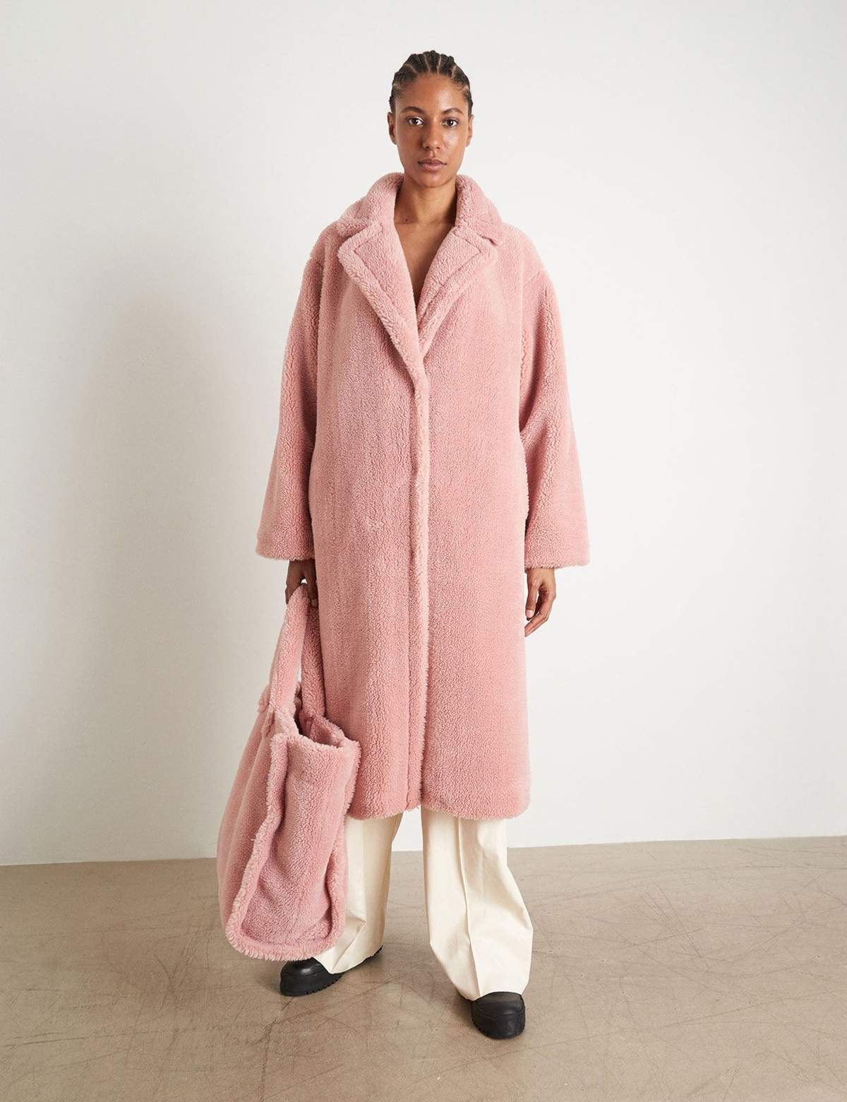 Stand Studio + Maria Coat