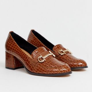 ASOS Design + Stirrup Heeled Loafers in Conker Croc