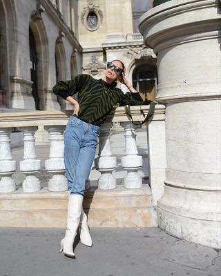 knee-high-boots-jeans-and-jumper-outfit-284648-1577562100892-image