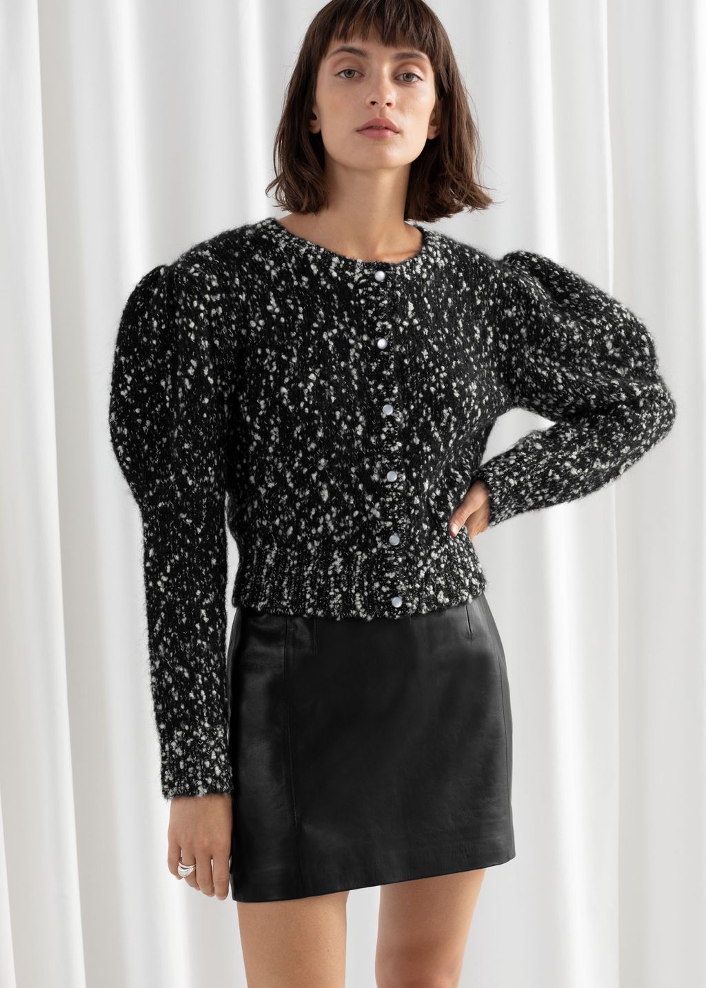 STATEMENT SLEEVE SHIRT TOP