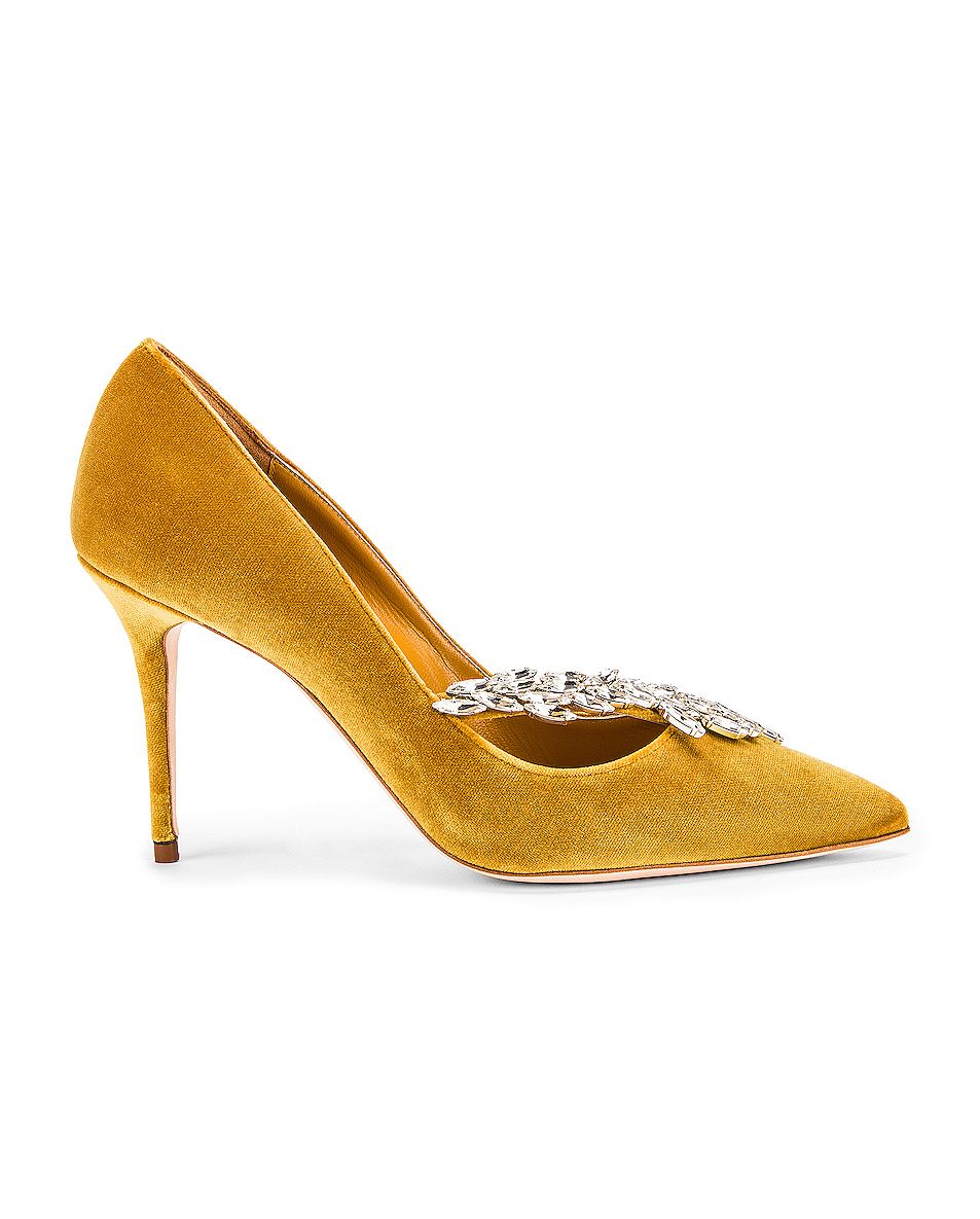 The 20 Best Manolo Blahnik Shoes on Sale Right Now | Who What Wear