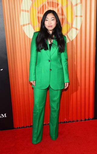 awkwafina-style-284801-1578677566740-image