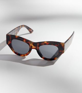 Urban Outfitters + Cordelia Chunky Cat-Eye Sunglasses