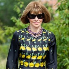 anna-wintour-best-fashion-trends-284949-1579297308728-square