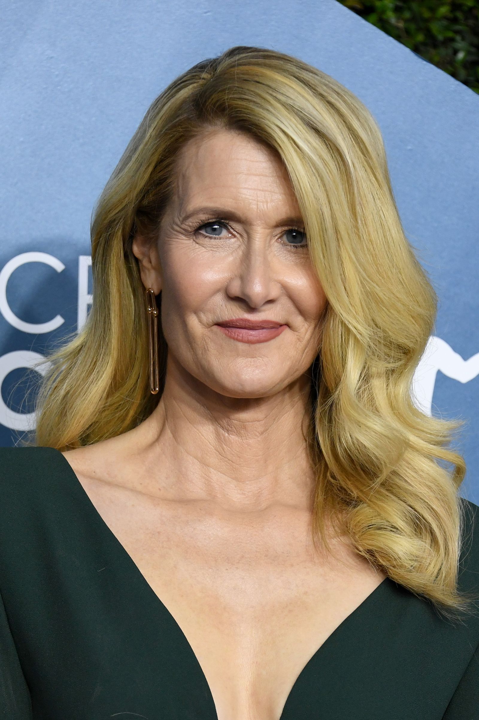 The Best Beauty Looks From The 2020 SAG Awards Red Carpet | Who What Wear