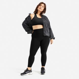 Everlane + The Perform Legging (Cropped) in Black