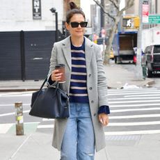 katie-holmes-jeans-oxfords-outfit-285214-1580371035159-square