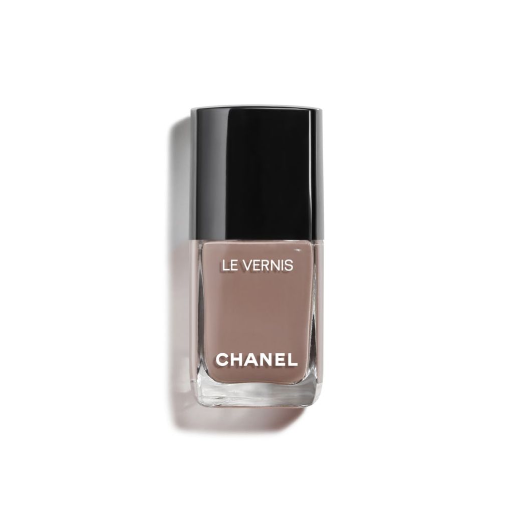 The 17 Best Chanel Nail Polish Colors of All Time | Who What Wear