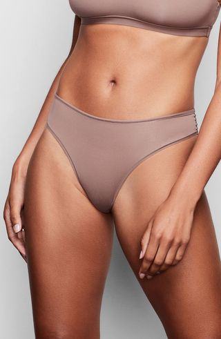 Skims + Fits Everybody Cheeky Briefs in Umber
