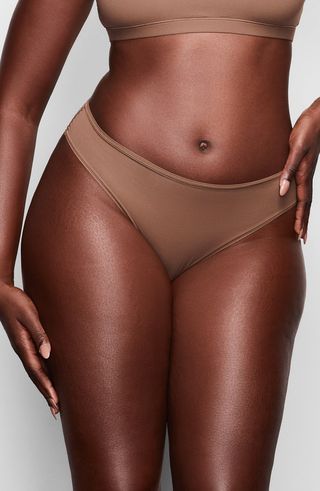 Skims + Fits Everybody Cheeky Briefs in Oxide