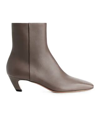 Arket + Mid-Heel Leather Ankle Boots