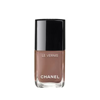 Chanel + Le Vernis Longwear Nail Color in Particuliere