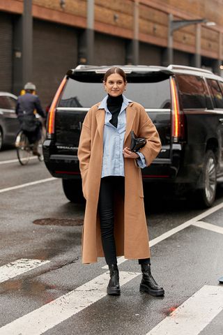 new-york-fashion-week-street-style-fall-2020-285560-1581716591778-image