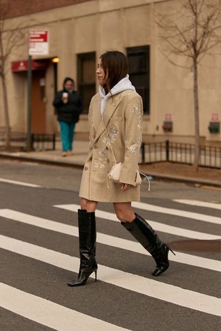 new-york-fashion-week-street-style-fall-2020-285560-1581716599079-image