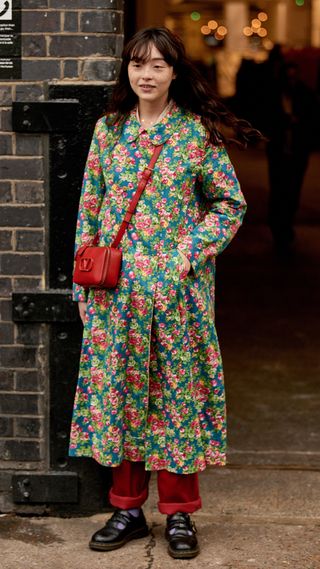 london-fashion-week-february-2020-street-style-285578-1581931615293-image